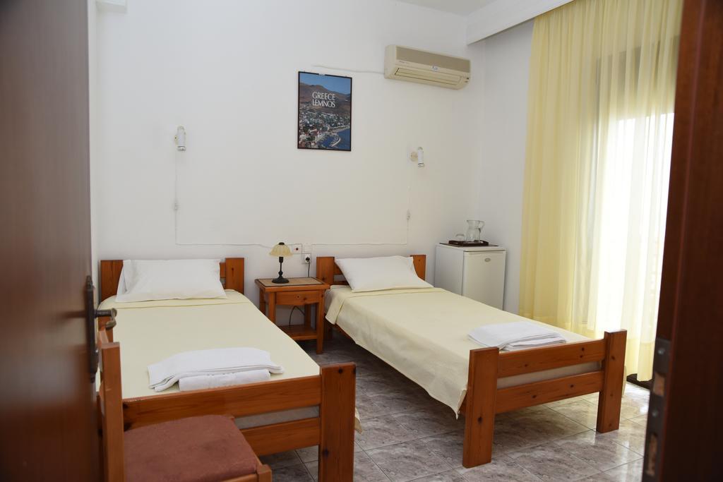 Anestis Chatzimihail Rooms Kamariotissa Exterior foto